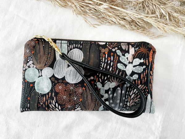 Desert Cactus Essential Oil Wallet