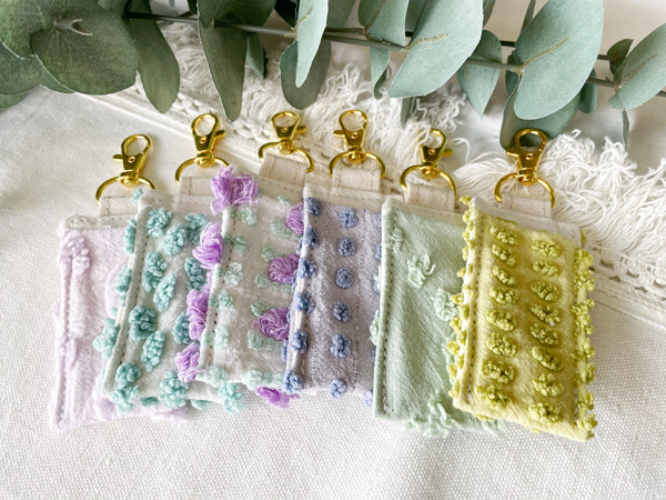 Matcha Dot Chapstick Holder