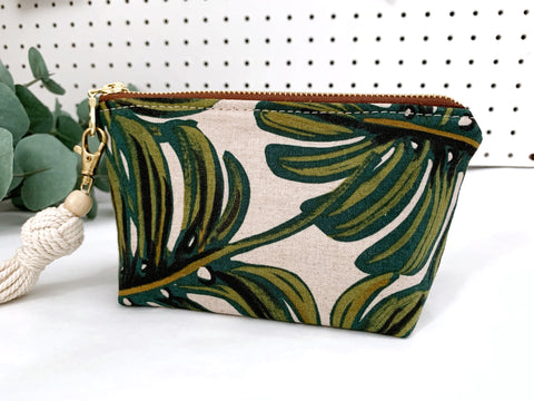 Monstera Leaves Essential Oil Bag