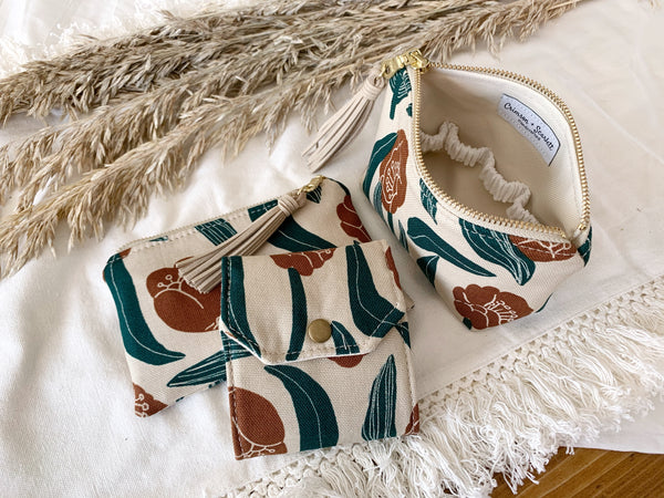 Autumn Blooms Essential Oil Bag