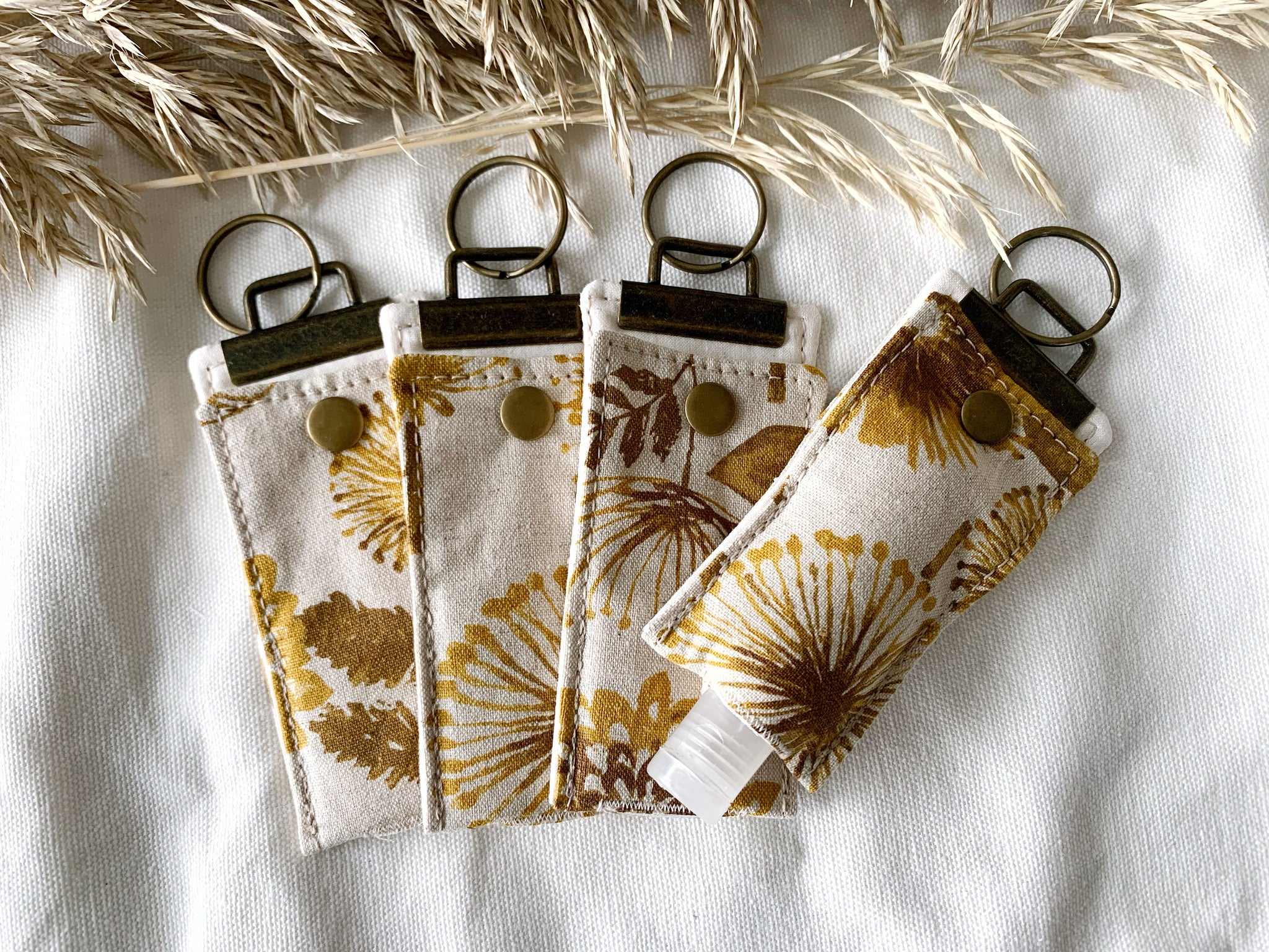 Sunflower Thieves Keychain