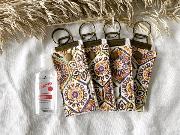 Floral Hexagon Thieves Keychain