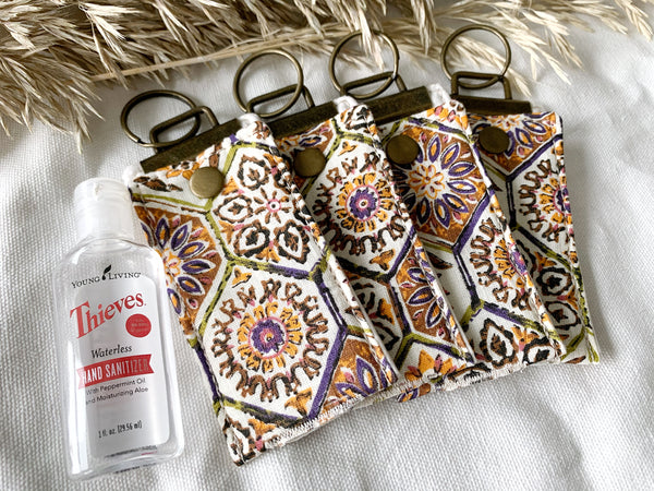 Floral Hexagon Thieves Keychain