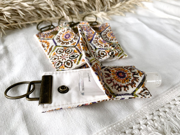 Floral Hexagon Thieves Keychain