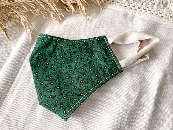 Green Holly Face Mask