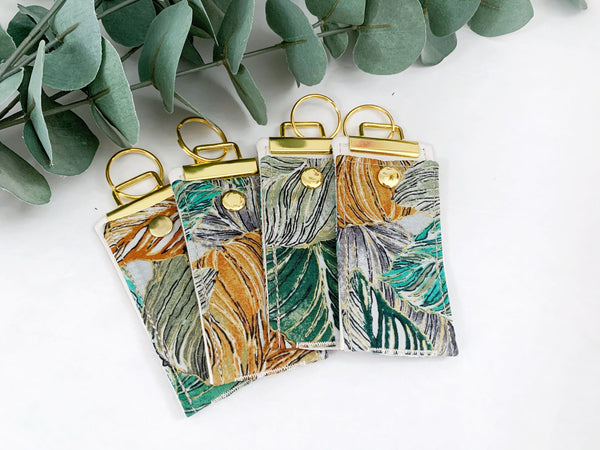 Leaves Thieves Keychain, Hand Sanitizer Keychain, Hand Purifier Holder for Purse