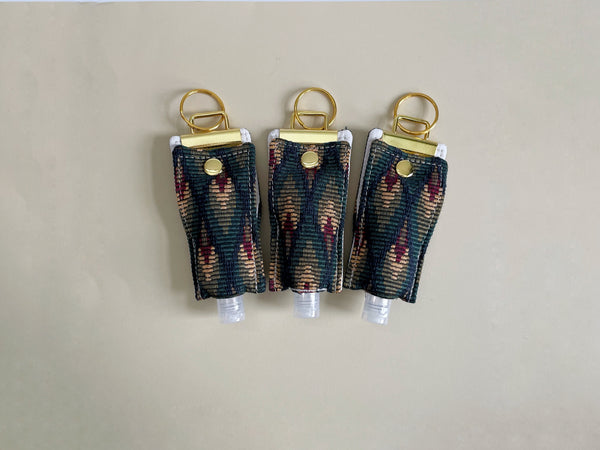 Holiday Green Thieves Keychain
